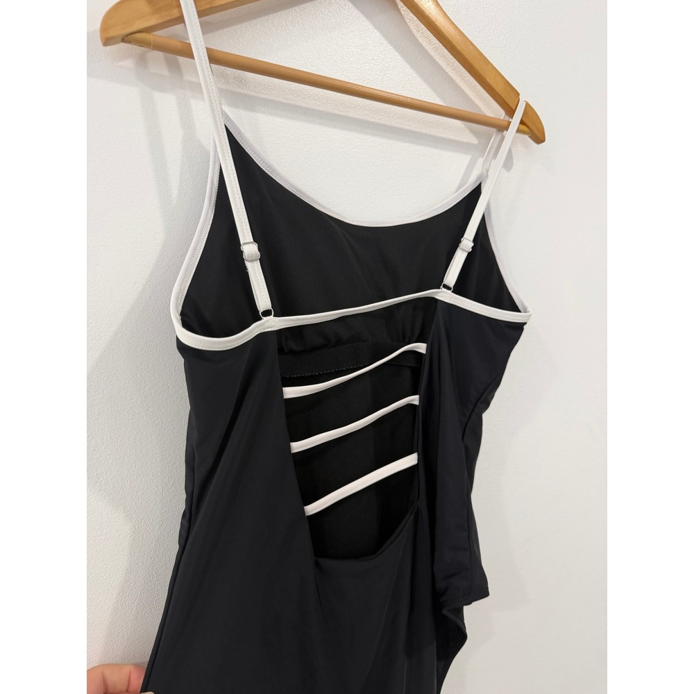 SOLDDDHurley Womens Black White Logo One Piece Swimsuit Open Back XL - Picture 4 of 5